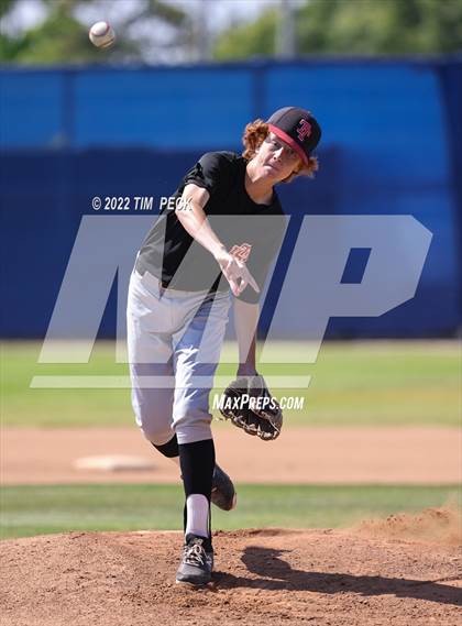 Thumbnail 2 in Tustin @ Cypress photogallery.