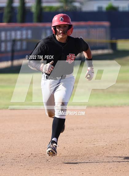 Thumbnail 1 in Tustin @ Cypress photogallery.