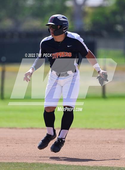 Thumbnail 1 in Tustin @ Cypress photogallery.