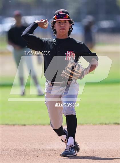 Thumbnail 1 in Tustin @ Cypress photogallery.