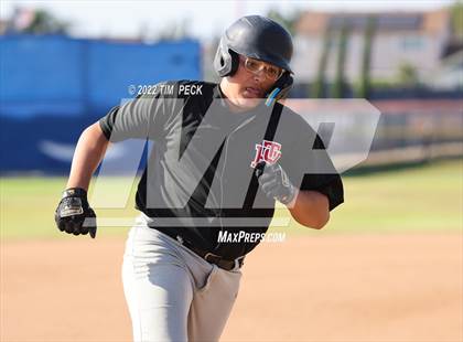 Thumbnail 1 in Tustin @ Cypress photogallery.