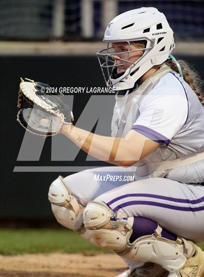Thumbnail 1 in Weatherford vs Timber Creek (UIL 6A Softball Area Game 1) photogallery.