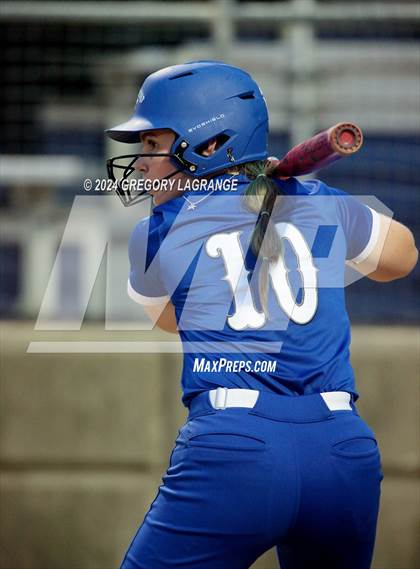 Thumbnail 2 in Weatherford vs Timber Creek (UIL 6A Softball Area Game 1) photogallery.