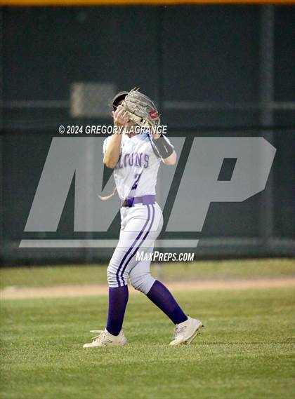 Thumbnail 1 in Weatherford vs Timber Creek (UIL 6A Softball Area Game 1) photogallery.