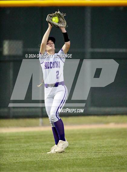 Thumbnail 2 in Weatherford vs Timber Creek (UIL 6A Softball Area Game 1) photogallery.
