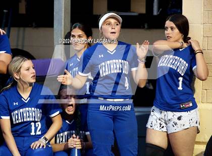 Thumbnail 3 in Weatherford vs Timber Creek (UIL 6A Softball Area Game 1) photogallery.