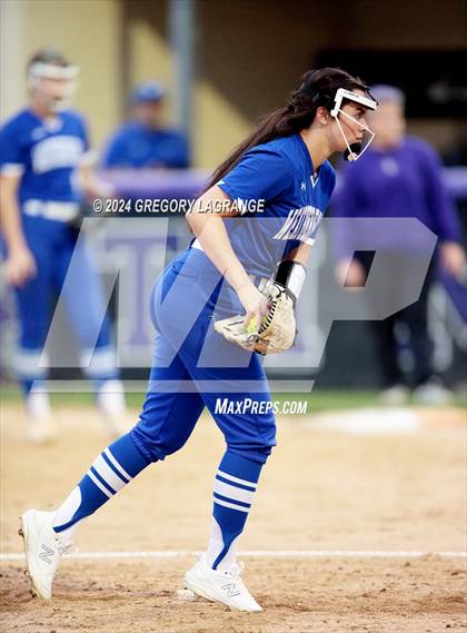 Thumbnail 1 in Weatherford vs Timber Creek (UIL 6A Softball Area Game 1) photogallery.