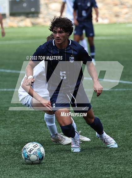 Thumbnail 3 in Carmel Christian v  Myers Park (Preseason) photogallery.