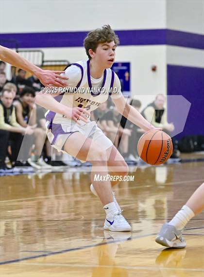 Thumbnail 1 in Noblesville @ Guerin Catholic  photogallery.