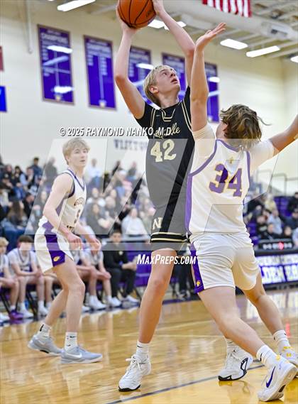Thumbnail 1 in Noblesville @ Guerin Catholic  photogallery.