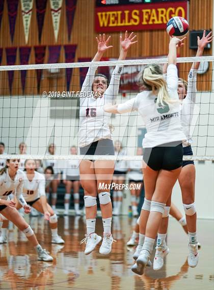 Thumbnail 1 in Miramonte @ Campolindo photogallery.