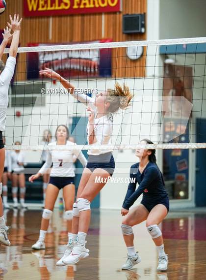 Thumbnail 3 in Miramonte @ Campolindo photogallery.