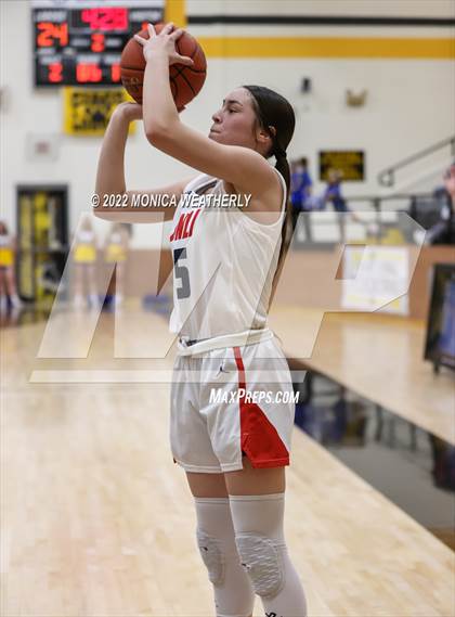 Thumbnail 2 in Jim Ned vs. Brock (UIL 3A Regional Quarter Final) photogallery.