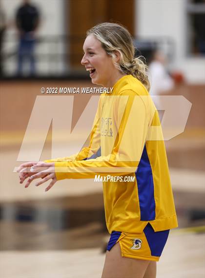 Thumbnail 1 in Jim Ned vs. Brock (UIL 3A Regional Quarter Final) photogallery.