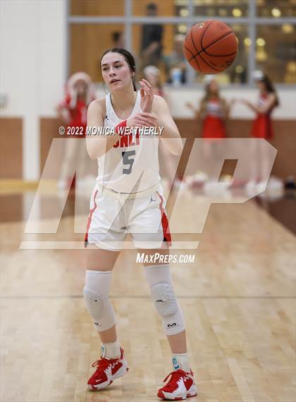 Thumbnail 2 in Jim Ned vs. Brock (UIL 3A Regional Quarter Final) photogallery.