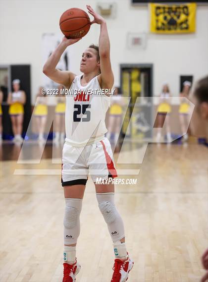 Thumbnail 1 in Jim Ned vs. Brock (UIL 3A Regional Quarter Final) photogallery.