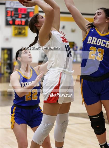 Thumbnail 1 in Jim Ned vs. Brock (UIL 3A Regional Quarter Final) photogallery.