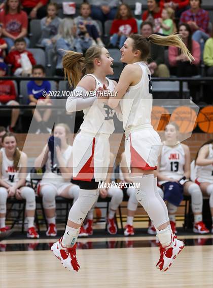 Thumbnail 1 in Jim Ned vs. Brock (UIL 3A Regional Quarter Final) photogallery.
