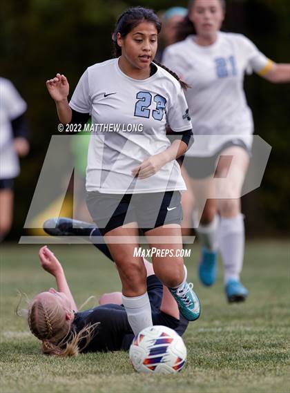 Thumbnail 1 in Covenant Christian vs Cascade (IHSAA Class 1A Regional Semi Final) photogallery.