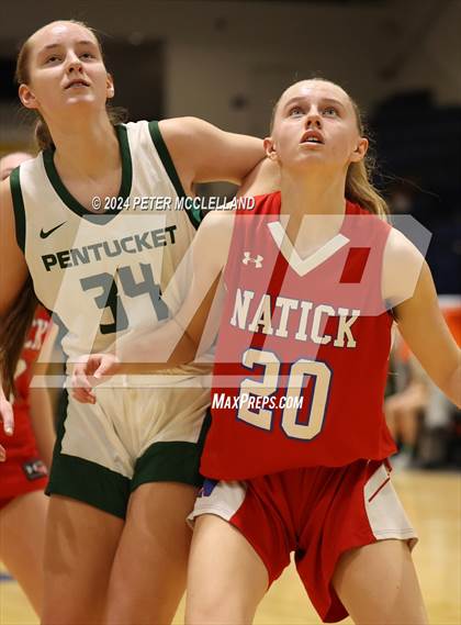 Thumbnail 3 in Natick vs Pentucket Regional (Commonwealth Christmas Classic) photogallery.