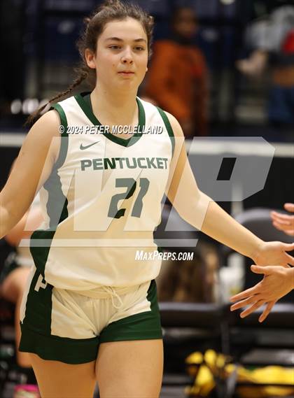 Thumbnail 2 in Natick vs Pentucket Regional (Commonwealth Christmas Classic) photogallery.