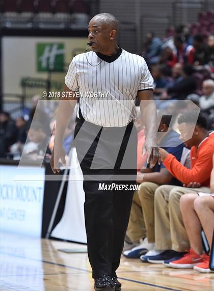 Thumbnail 1 in Hertford County vs. Southern Nash (Nash County Christmas Tournament) photogallery.
