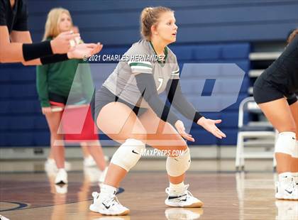 Thumbnail 2 in Huntsville vs. McCallum (BCS Classic) photogallery.