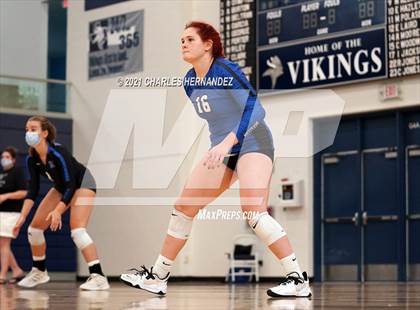 Thumbnail 3 in Huntsville vs. McCallum (BCS Classic) photogallery.