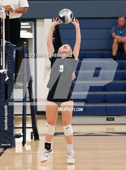 Thumbnail 1 in Huntsville vs. McCallum (BCS Classic) photogallery.