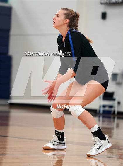 Thumbnail 3 in Huntsville vs. McCallum (BCS Classic) photogallery.