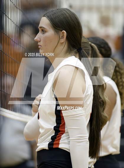 Thumbnail 1 in Grand Saline vs Terrell photogallery.