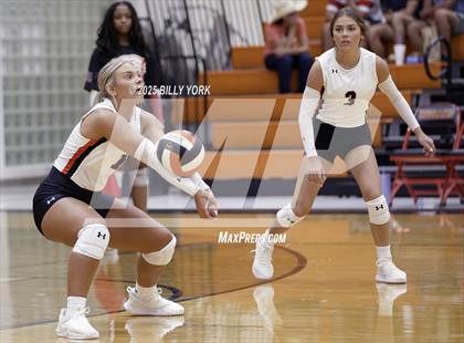 Thumbnail 1 in Grand Saline vs Terrell photogallery.