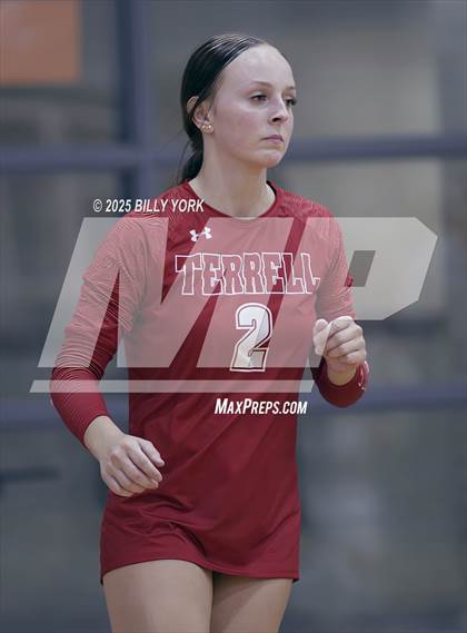Thumbnail 3 in Grand Saline vs Terrell photogallery.