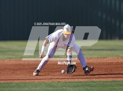 Thumbnail 1 in East Ascension @ Walker photogallery.