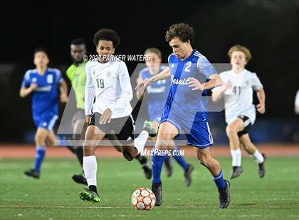 Thumbnail 1 in Dutchtown vs Jesuit (LHSAA Div. 1 Quarterfinals) photogallery.