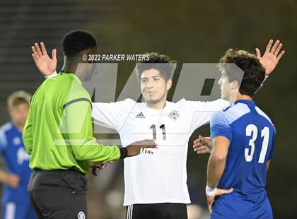 Thumbnail 2 in Dutchtown vs Jesuit (LHSAA Div. 1 Quarterfinals) photogallery.