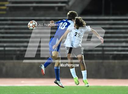 Thumbnail 3 in Dutchtown vs Jesuit (LHSAA Div. 1 Quarterfinals) photogallery.