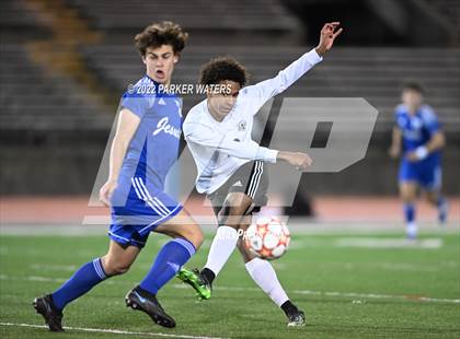 Thumbnail 3 in Dutchtown vs Jesuit (LHSAA Div. 1 Quarterfinals) photogallery.