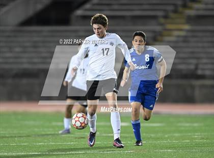 Thumbnail 3 in Dutchtown vs Jesuit (LHSAA Div. 1 Quarterfinals) photogallery.