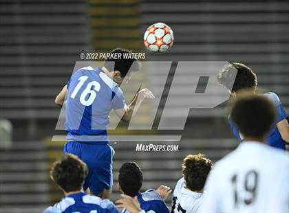 Thumbnail 3 in Dutchtown vs Jesuit (LHSAA Div. 1 Quarterfinals) photogallery.