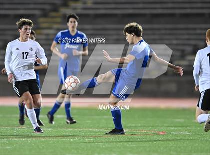 Thumbnail 2 in Dutchtown vs Jesuit (LHSAA Div. 1 Quarterfinals) photogallery.