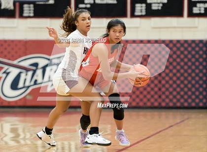 Thumbnail 2 in Hamilton vs. St. Ignatius (Nike Tournament of Champions) photogallery.