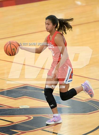 Thumbnail 3 in Hamilton vs. St. Ignatius (Nike Tournament of Champions) photogallery.