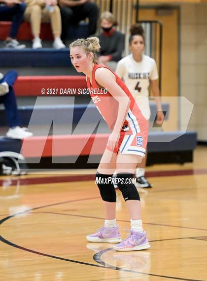 Thumbnail 1 in Hamilton vs. St. Ignatius (Nike Tournament of Champions) photogallery.