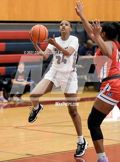 Thumbnail 1 in Hamilton vs. St. Ignatius (Nike Tournament of Champions) photogallery.