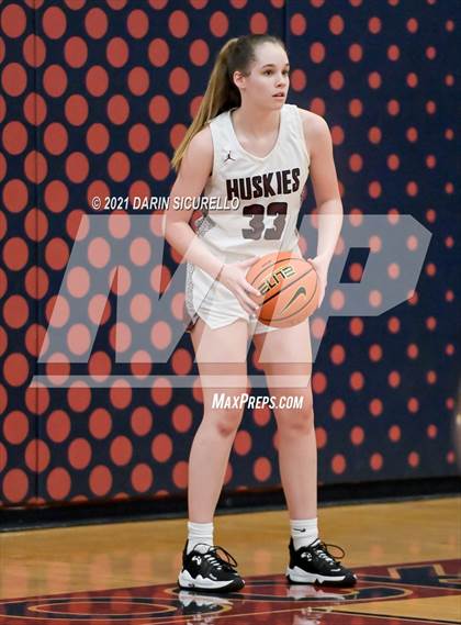 Thumbnail 1 in Hamilton vs. St. Ignatius (Nike Tournament of Champions) photogallery.