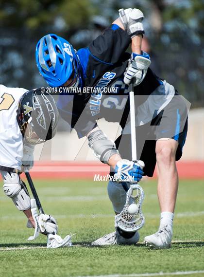 Thumbnail 2 in Arapahoe vs Grandview (CHSAA Quarterfinals) photogallery.