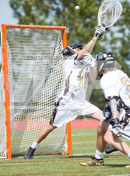 Thumbnail 3 in Arapahoe vs Grandview (CHSAA Quarterfinals) photogallery.