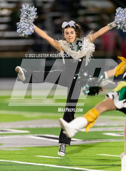 Thumbnail 2 in Marion @ Luling photogallery.