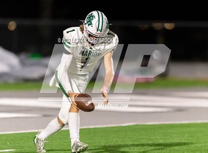 Thumbnail 1 in Marion @ Luling photogallery.